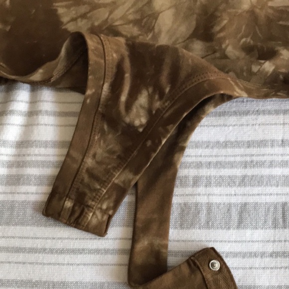 COTTON CITIZEN Tie Dye Bodysuit - Picture 6 of 6